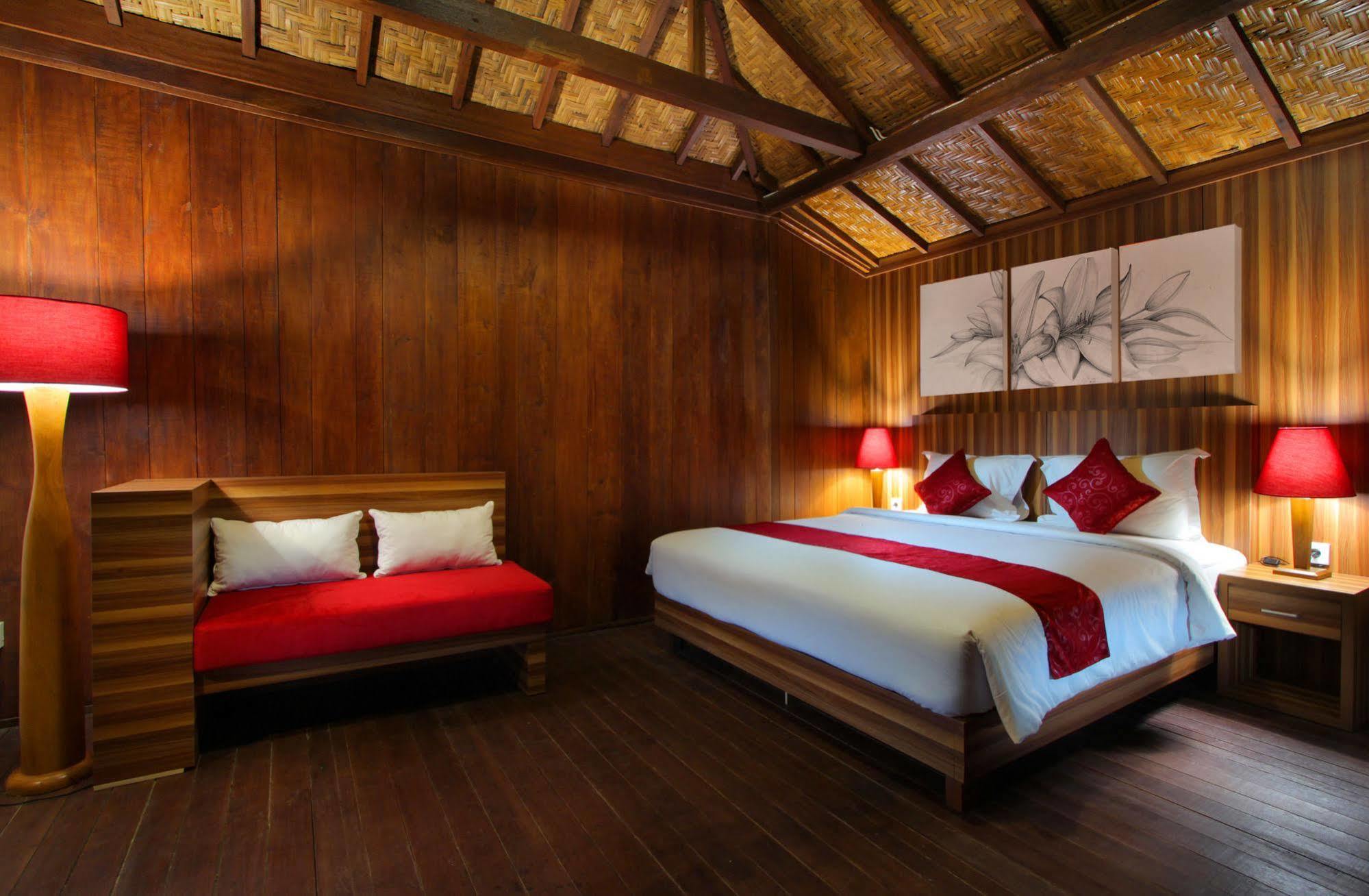 Mangrove Paradise Retreat นูซาเลมโบงัน ภายนอก รูปภาพ