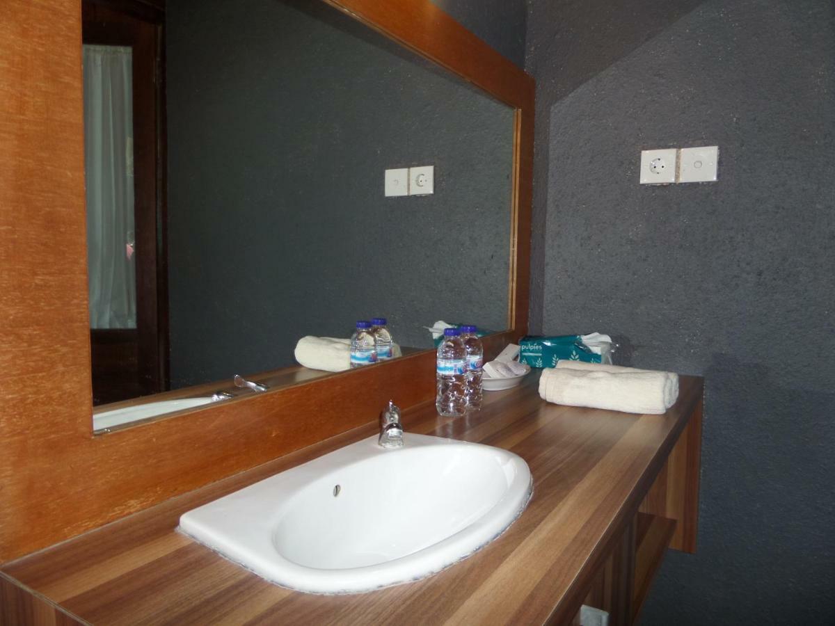Mangrove Paradise Retreat นูซาเลมโบงัน ภายนอก รูปภาพ